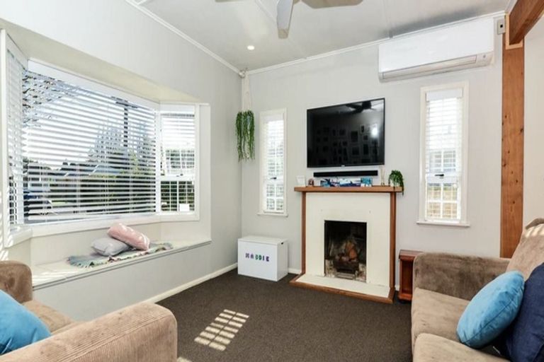 Photo of property in 10 Vardon Road, St Andrews, Hamilton, 3200