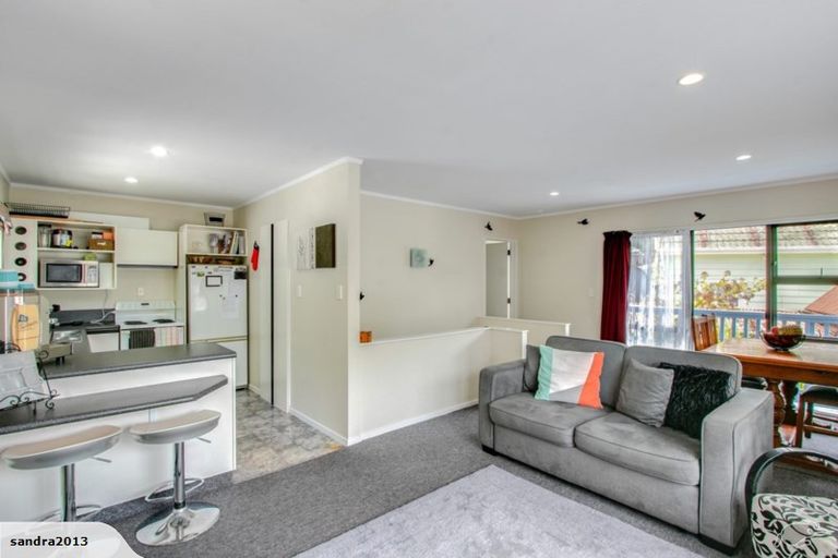 Photo of property in 22 Milton Road, Bluff Hill, Napier, 4110