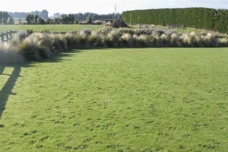 Photo of property in 66 Wilcox Road, Seaward Bush, Invercargill, 9871