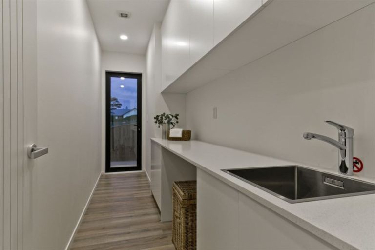 Photo of property in 21 Princes Street, Riverhead, 0820