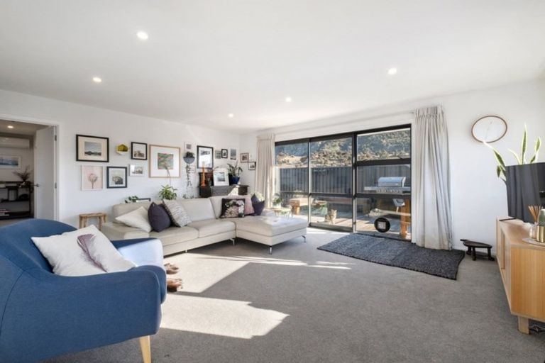 Photo of property in 60 Sherwin Avenue, Albert Town, Wanaka, 9305