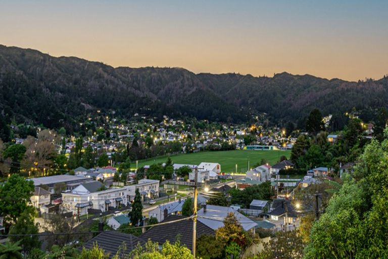 Photo of property in 51 Logie Street, Stokes Valley, Lower Hutt, 5019