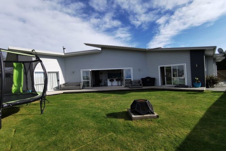 Photo of property in 7 Jean Hing Place, Otaki, 5512