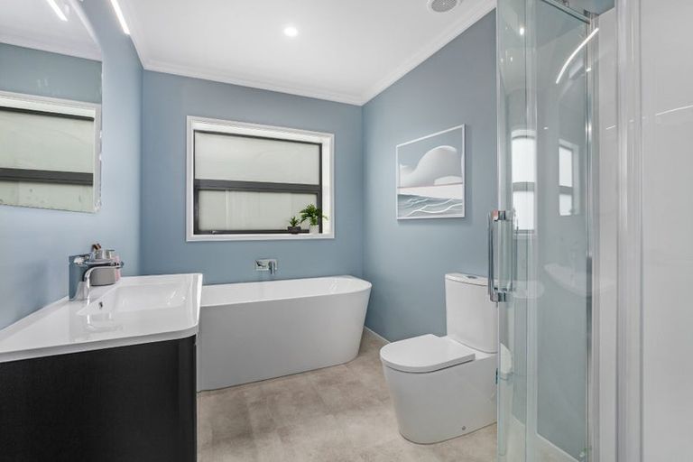 Photo of property in 8 Wilson Way, Waikanae, 5036