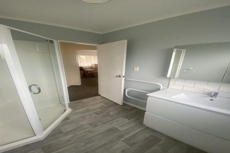 Photo of property in 15 South Avenue, Kaukapakapa, 0871
