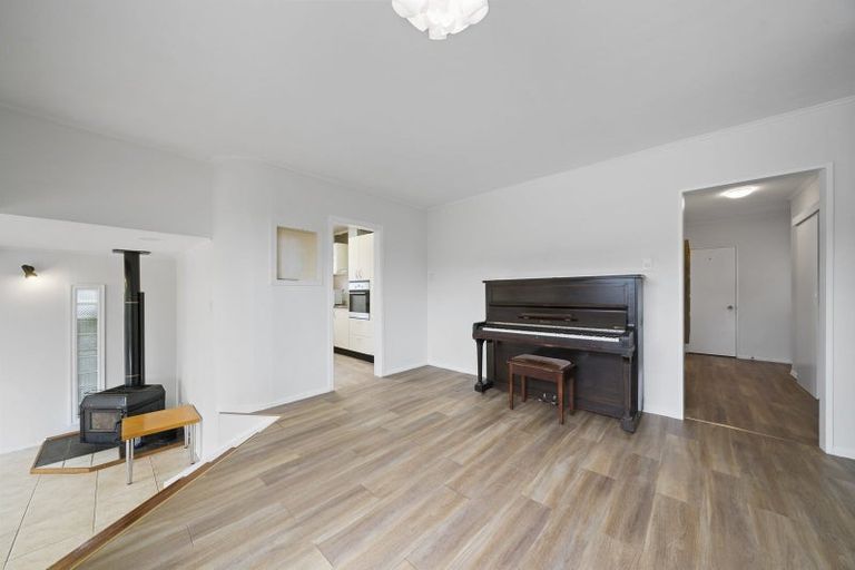 Photo of property in 91 Major Drive, Kelson, Lower Hutt, 5010