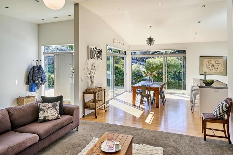 Photo of property in 12 Muri Road, Pukerua Bay, 5026