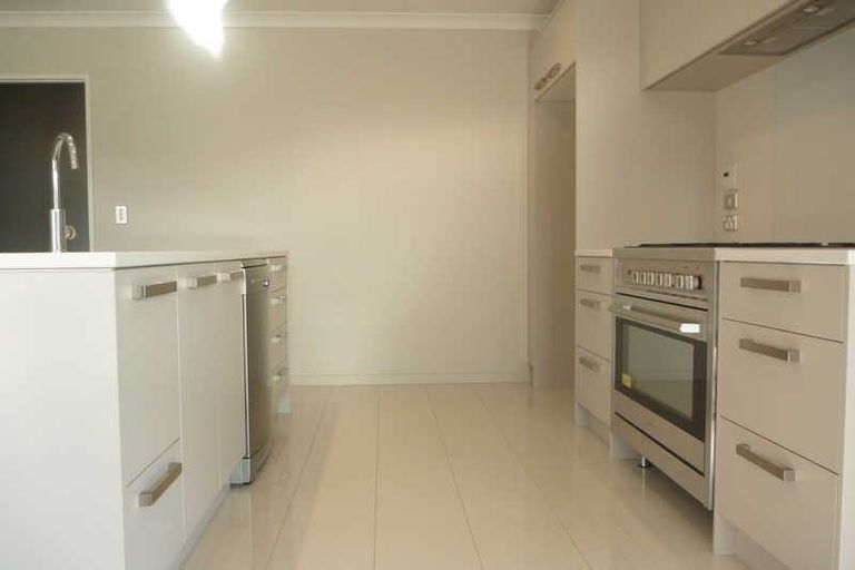 Photo of property in 73 Mcmahon Drive, Aidanfield, Christchurch, 8025