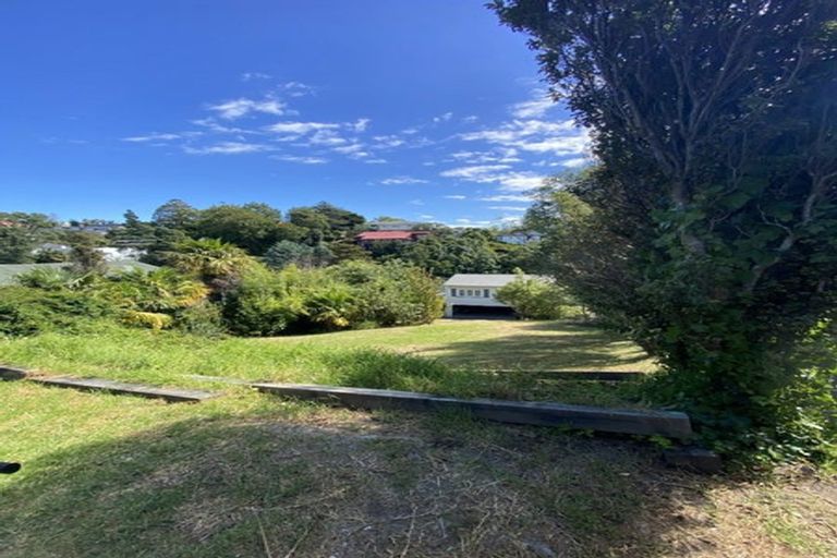Photo of property in 38 Comins Crescent, Mission Bay, Auckland, 1071