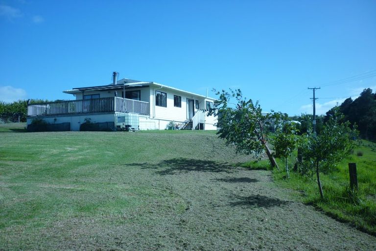 Photo of property in 3914 Kaipara Coast Highway, Mangakura, Warkworth, 0984