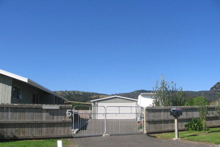 Photo of property in 5 Kawhero Drive, Kuaotunu, Whitianga, 3592