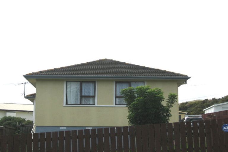 Photo of property in 3 Surprise Place, Cannons Creek, Porirua, 5024
