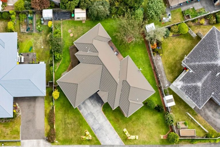 Photo of property in 4 Adam Lile Drive, Highlands Park, New Plymouth, 4312