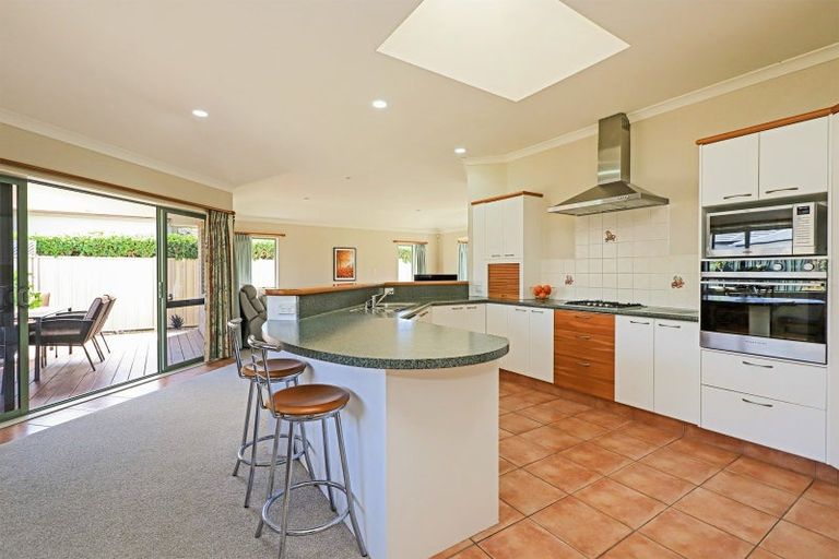 Photo of property in 12 Pinotage Drive, Greenmeadows, Napier, 4112