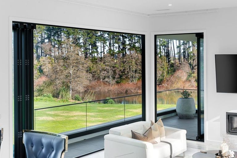Photo of property in 2221 River Road, Horsham Downs, Hamilton, 3281