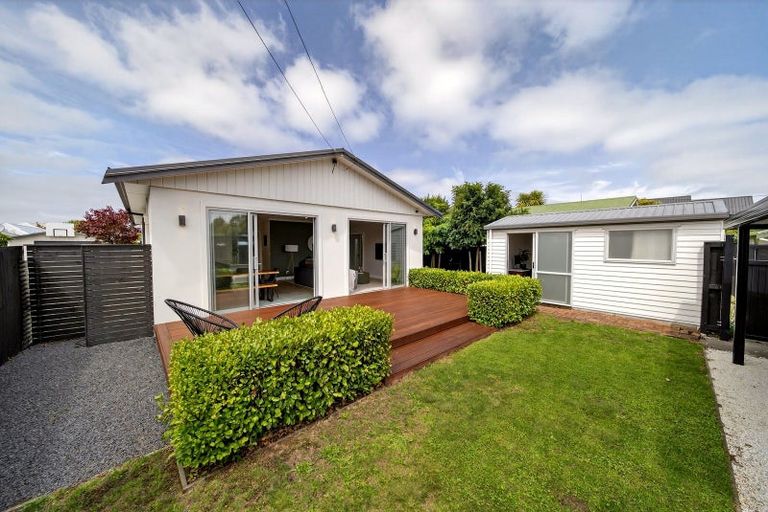 Photo of property in 134a Matsons Avenue, Papanui, Christchurch, 8053