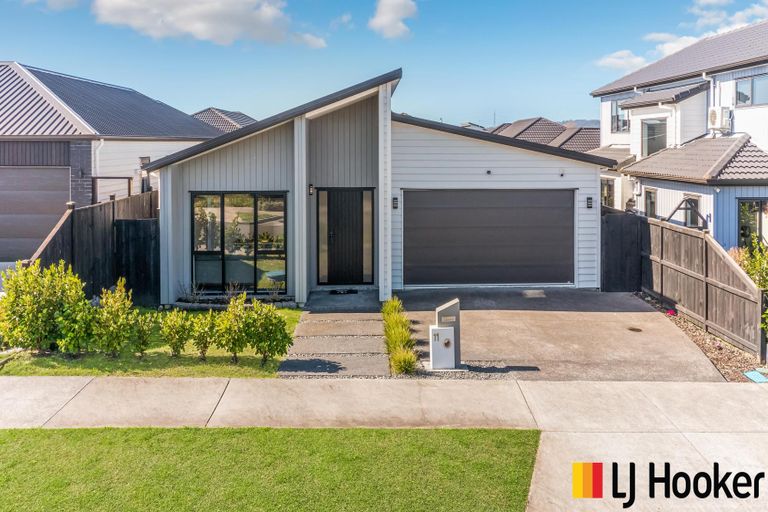 Photo of property in 11 Exmoor Road, Karaka, Papakura, 2113