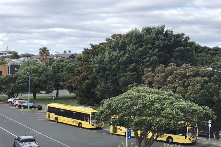 Photo of property in 36 Victoria Road, Mount Maunganui, 3116