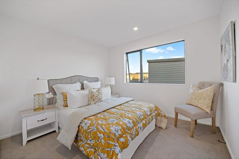 Photo of property in 166 Squadron Drive, Hobsonville, Auckland, 0616