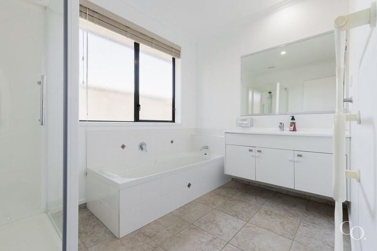 Photo of property in 148 Longview Drive, Papamoa Beach, Papamoa, 3118