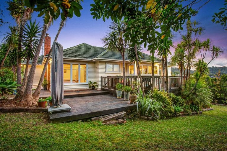 Photo of property in 235a Titirangi Road, Titirangi, Auckland, 0604