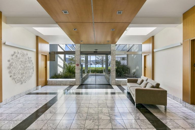 Photo of property in Wharenui Apartments, 274 Oriental Parade, Oriental Bay, Wellington, 6011