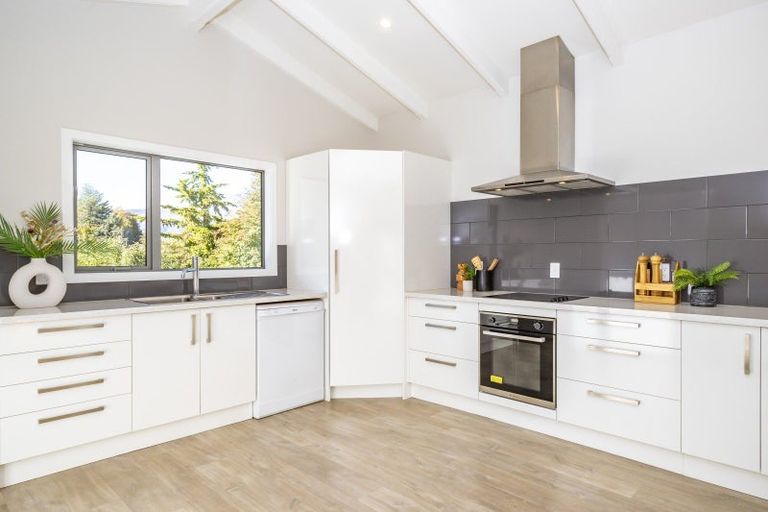 Photo of property in 8 Fox's Terrace, Arrowtown, 9302