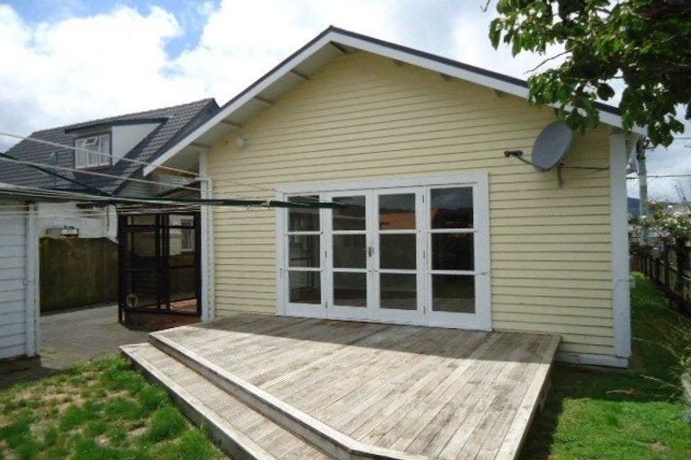 Photo of property in 43 William Street, Petone, Lower Hutt, 5012