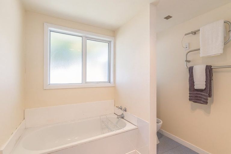 Photo of property in 6 Thorpe Street, Sumner, Christchurch, 8081