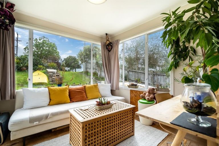 Photo of property in 63 Old Lake Road, Narrow Neck, Auckland, 0624