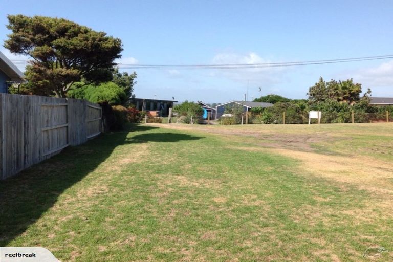 Photo of property in 11 Costello Crescent, Pukehina, Te Puke, 3189