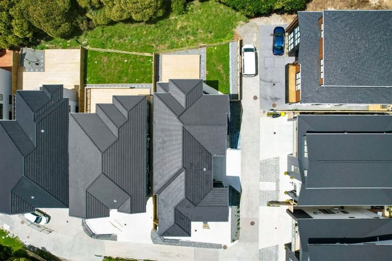 Photo of property in 1 Pae Lane, Flat Bush, Auckland, 2019