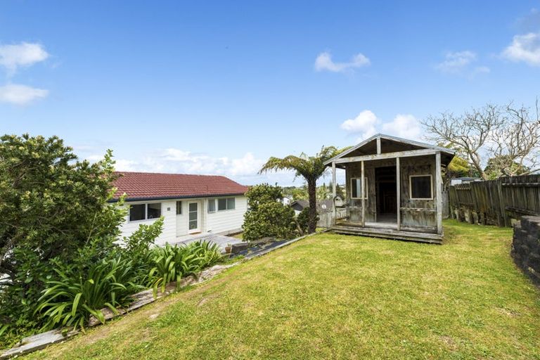 Photo of property in 37 Clyma Place, Massey, Auckland, 0614