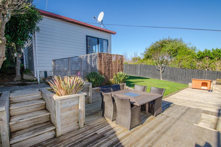 Photo of property in 27 Teignmouth Street, Abbotsford, Dunedin, 9018