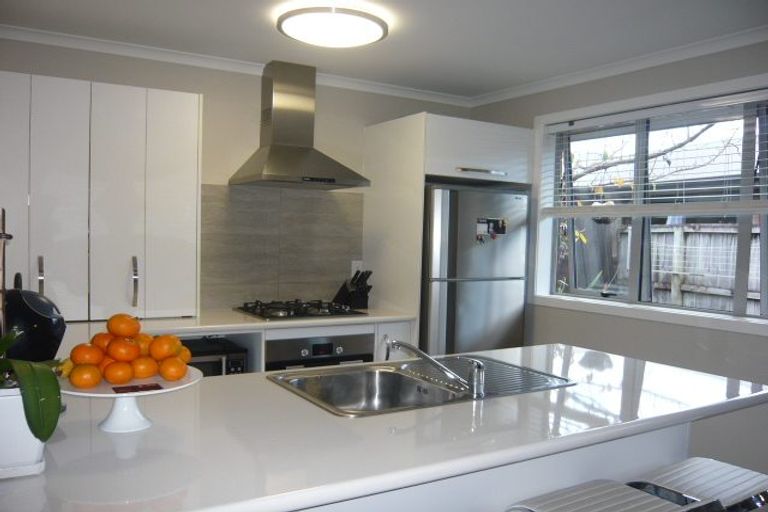 Photo of property in 8/27 Jones Crescent, Melville, Hamilton, 3206