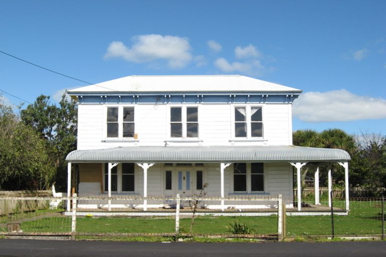 Photo of property in 21 Signal Street, Marton, 4710