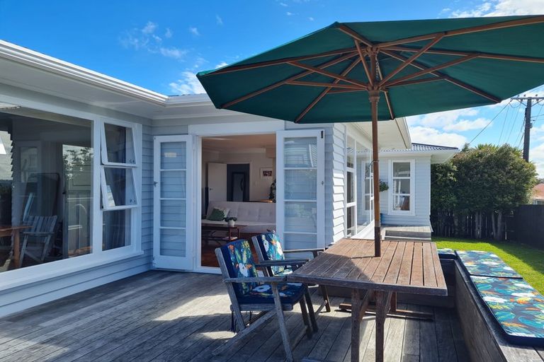 Photo of property in 286a Rangatira Road, Beach Haven, Auckland, 0626