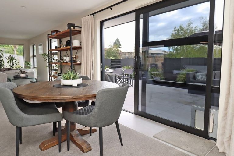 Photo of property in 19 Grove Avenue, Weston, Oamaru, 9401