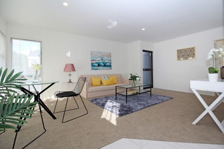 Photo of property in 1/29 Cleek Road, Mangere East, Auckland, 2024