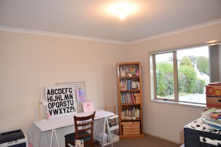 Photo of property in 39 Lithgow Place East, Glengarry, Invercargill, 9810