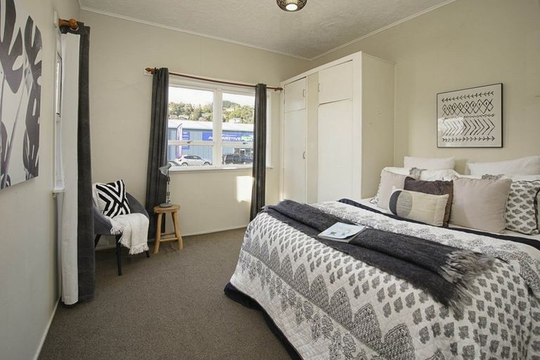 Photo of property in 128 Saint Vincent Street, Toi Toi, Nelson, 7010