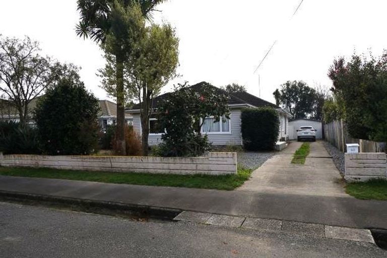 Photo of property in 53 Acacia Avenue, Upper Riccarton, Christchurch, 8041