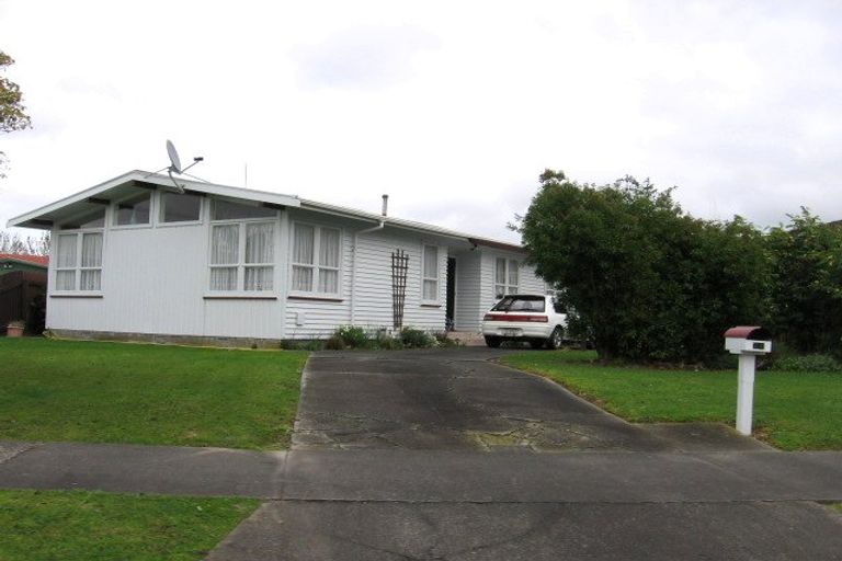 Photo of property in 24 Acacia Street, Kelvin Grove, Palmerston North, 4414