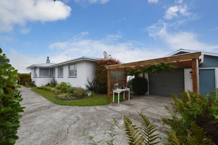 Photo of property in 800 Tweed Street, Rockdale, Invercargill, 9812