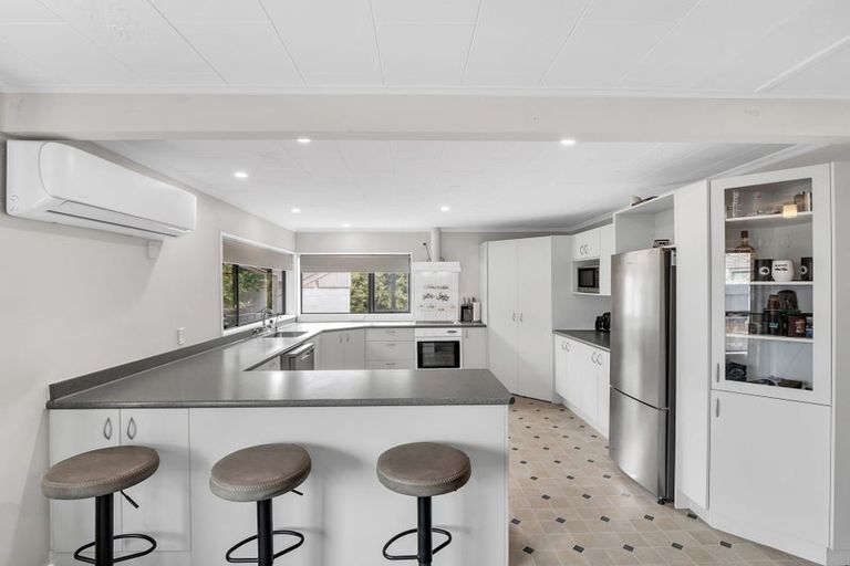 Photo of property in 7 Kowai Place, Amberley, 7410