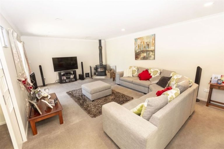 Photo of property in 13 Paget Drive, Woodend, 7610