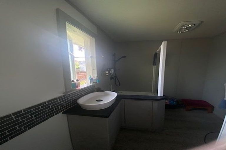 Photo of property in 41a Lorna Street, Lynmouth, New Plymouth, 4310