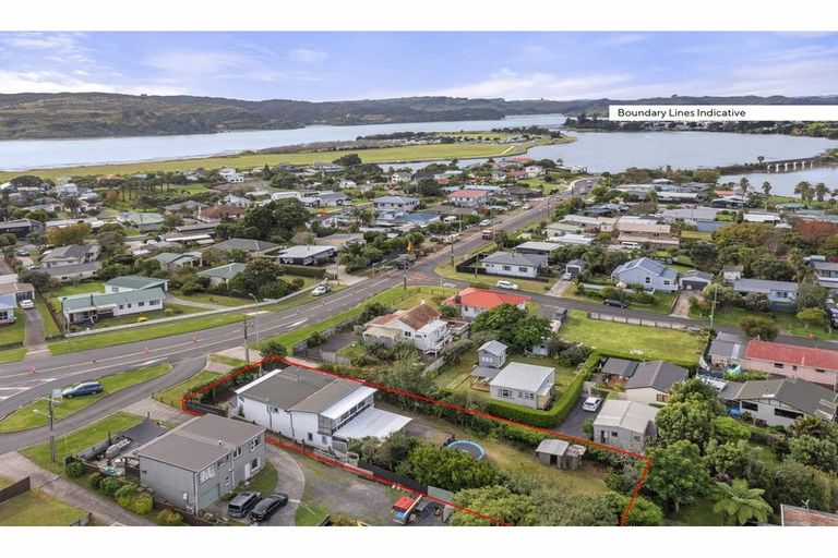 Photo of property in 70 Wainui Road, Raglan, 3225