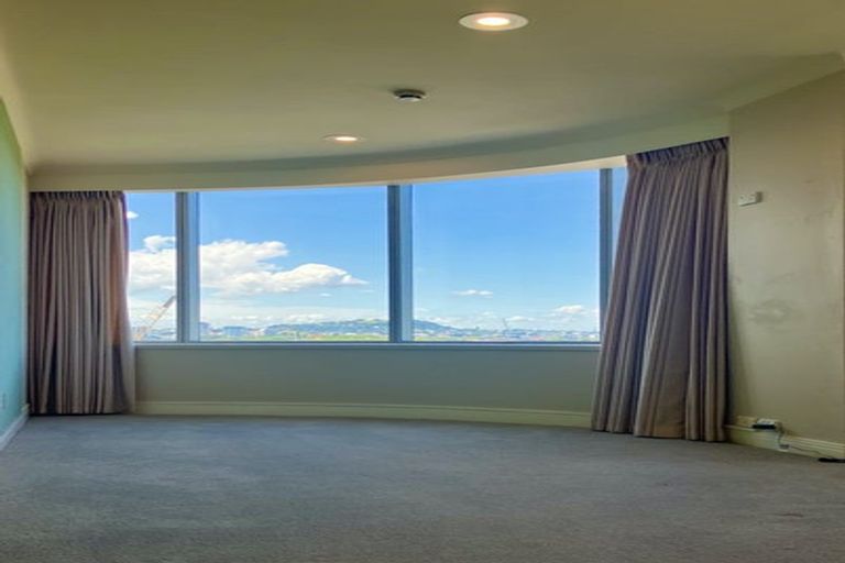 Photo of property in Shangri La Apartments, 10/97 Jervois Road, Herne Bay, Auckland, 1011