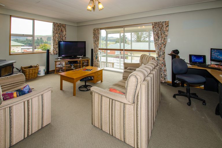 Photo of property in 50 Koremata Street, Green Island, Dunedin, 9018